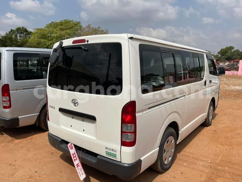 Big with watermark toyota hiace greater accra accra 44720