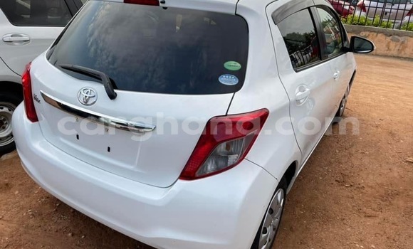 Buy Used Toyota Vitz White Car in Accra in Greater Accra Buy Used Toyota Vitz White Car in Accra in Greater Accra