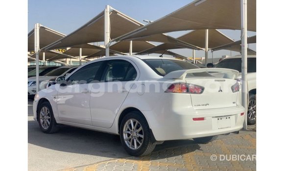 Ra Imported Mitsubishi Lancer funfun Ọkọ̀ in Import - Dubai ni Ashanti Ra Imported Mitsubishi Lancer funfun Ọkọ̀ in Import - Dubai ni Ashanti
