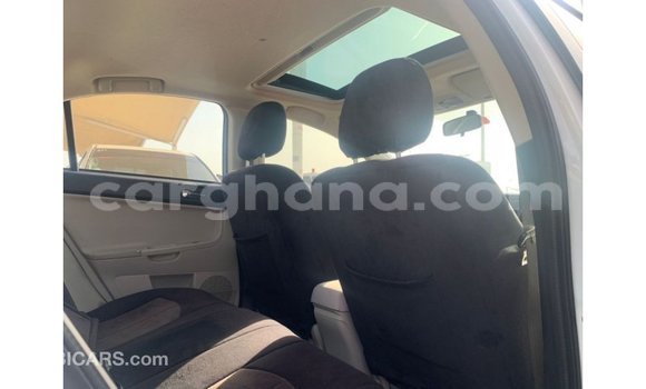 Ra Imported Mitsubishi Lancer funfun Ọkọ̀ in Import - Dubai ni Ashanti Ra Imported Mitsubishi Lancer funfun Ọkọ̀ in Import - Dubai ni Ashanti