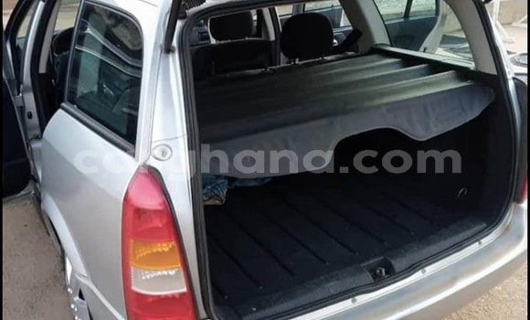 Ra Àlòkù Opel Astra Silver Ọkọ̀ in Accra ni Greater Accra Ra Àlòkù Opel Astra Silver Ọkọ̀ in Accra ni Greater Accra