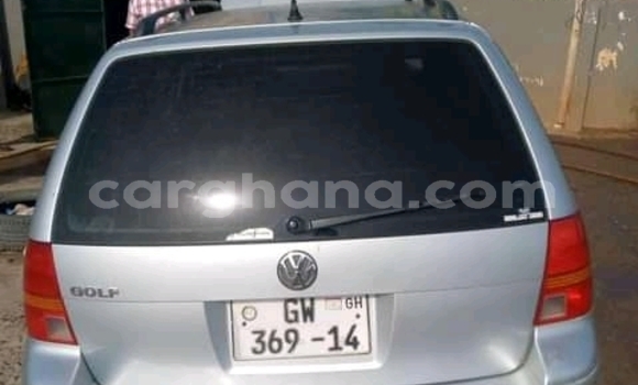 Sayi Na hannu Volkswagen Golf Azurfa Mota in Accra a Greater Accra