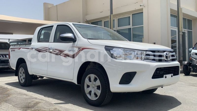 Big with watermark toyota hilux ashanti import dubai 44777