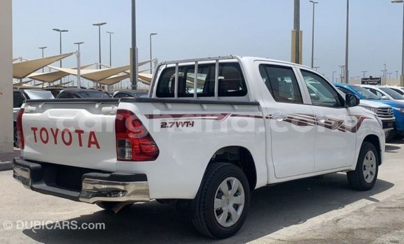 Ra Imported Toyota Hilux funfun Ọkọ̀ in Import - Dubai ni Ashanti Ra Imported Toyota Hilux funfun Ọkọ̀ in Import - Dubai ni Ashanti