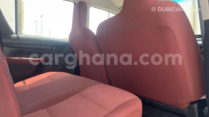 Big with watermark toyota hilux ashanti import dubai 44777