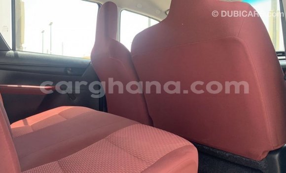 Ra Imported Toyota Hilux funfun Ọkọ̀ in Import - Dubai ni Ashanti Ra Imported Toyota Hilux funfun Ọkọ̀ in Import - Dubai ni Ashanti