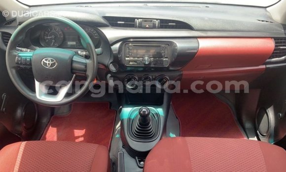 Ra Imported Toyota Hilux funfun Ọkọ̀ in Import - Dubai ni Ashanti Ra Imported Toyota Hilux funfun Ọkọ̀ in Import - Dubai ni Ashanti