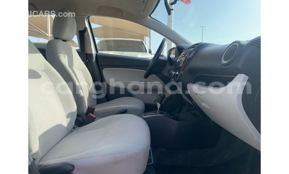 Ra Imported Mitsubishi Attrage funfun Ọkọ̀ in Import - Dubai ni Ashanti Ra Imported Mitsubishi Attrage funfun Ọkọ̀ in Import - Dubai ni Ashanti