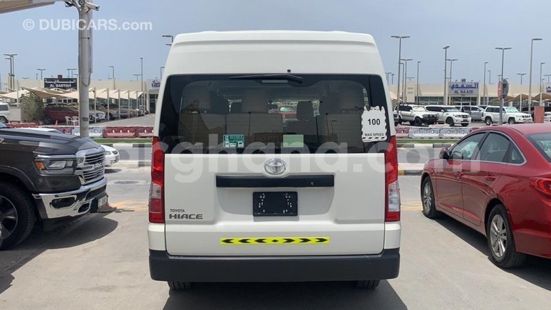 Big with watermark toyota hiace ashanti import dubai 44779