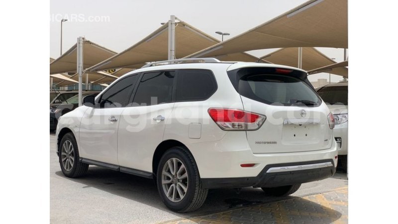 Big with watermark nissan pathfinder ashanti import dubai 44780