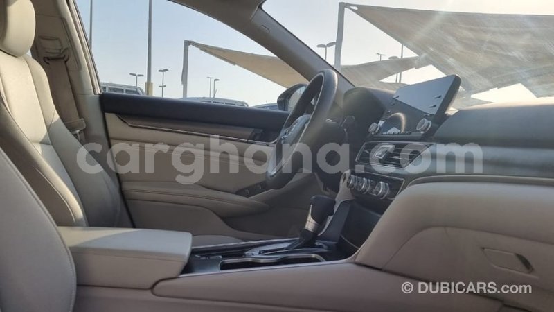 Big with watermark honda accord ashanti import dubai 44781