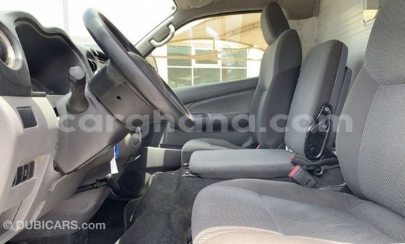 Ra Imported Nissan Urvan funfun Ọkọ̀ in Import - Dubai ni Ashanti Ra Imported Nissan Urvan funfun Ọkọ̀ in Import - Dubai ni Ashanti