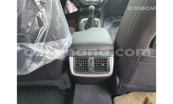 Sayi Imported Toyota Hilux White Mota in Import - Dubai a Ashanti Sayi Imported Toyota Hilux White Mota in Import - Dubai a Ashanti