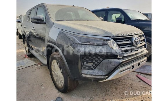 Sayi Imported Toyota Fortuner Black Mota in Import - Dubai a Ashanti Sayi Imported Toyota Fortuner Black Mota in Import - Dubai a Ashanti