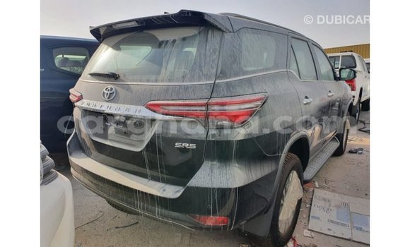 Sayi Imported Toyota Fortuner Black Mota in Import - Dubai a Ashanti Sayi Imported Toyota Fortuner Black Mota in Import - Dubai a Ashanti