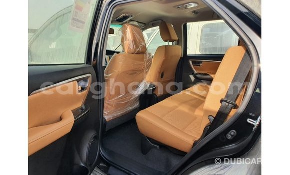 Sayi Imported Toyota Fortuner Black Mota in Import - Dubai a Ashanti Sayi Imported Toyota Fortuner Black Mota in Import - Dubai a Ashanti