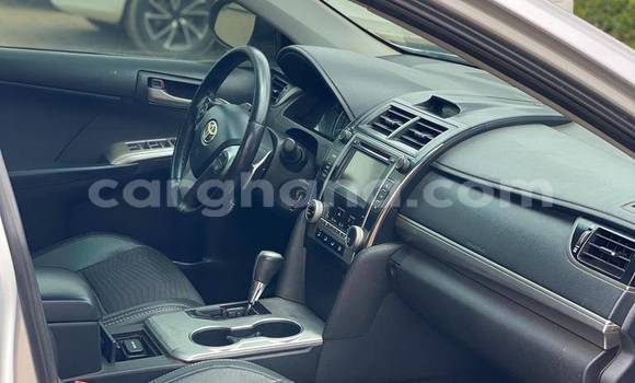 Ra Àlòkù Toyota Camry Silver Ọkọ̀ in Accra ni Greater Accra Ra Àlòkù Toyota Camry Silver Ọkọ̀ in Accra ni Greater Accra