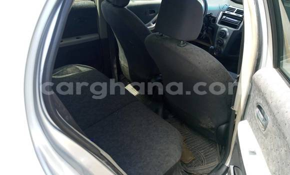 Ra Àlòkù Toyota Vitz Silver Ọkọ̀ in Accra ni Greater Accra Ra Àlòkù Toyota Vitz Silver Ọkọ̀ in Accra ni Greater Accra