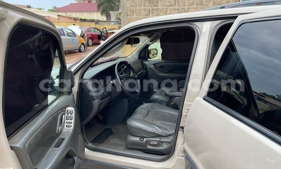 Buy Used Mazda Tribute Silver Car in Accra in Greater Accra Buy Used Mazda Tribute Silver Car in Accra in Greater Accra