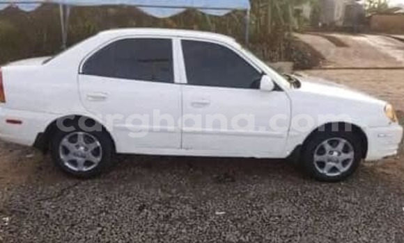 Buy Used Hyundai Accent White Car in Accra in Greater Accra Buy Used Hyundai Accent White Car in Accra in Greater Accra