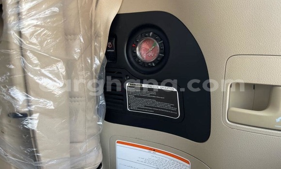 Buy Used Toyota Land Cruiser White Car in Accra in Greater Accra Buy Used Toyota Land Cruiser White Car in Accra in Greater Accra