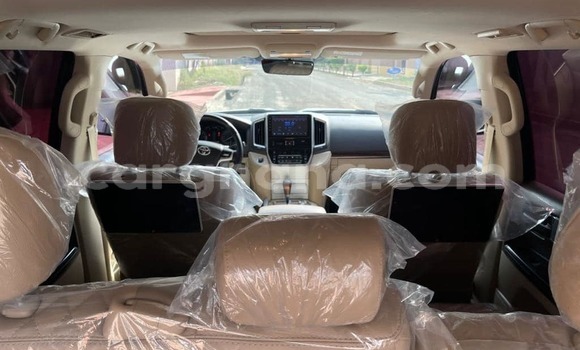 Buy Used Toyota Land Cruiser White Car in Accra in Greater Accra Buy Used Toyota Land Cruiser White Car in Accra in Greater Accra