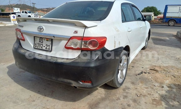 Buy Used Toyota Corolla White Car in Accra in Greater Accra Buy Used Toyota Corolla White Car in Accra in Greater Accra