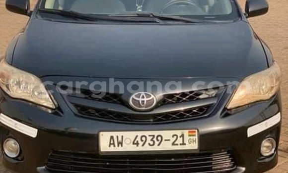 Sayi Na hannu Toyota Corolla Black Mota in Accra a Greater Accra