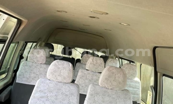 Buy Used Toyota Hiace White Car in Accra in Greater Accra Buy Used Toyota Hiace White Car in Accra in Greater Accra