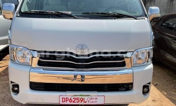 Buy Used Toyota Hiace White Car in Accra in Greater Accra Buy Used Toyota Hiace White Car in Accra in Greater Accra