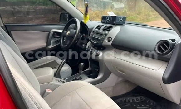 Sayi Na hannu Toyota RAV4 Red Mota in Accra a Greater Accra Sayi Na hannu Toyota RAV4 Red Mota in Accra a Greater Accra