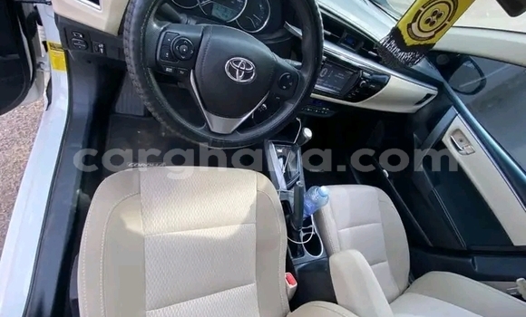 Buy Used Toyota Corolla White Car in Accra in Greater Accra Buy Used Toyota Corolla White Car in Accra in Greater Accra