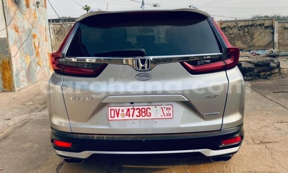 Buy Used Honda CR–V Silver Car in Accra in Greater Accra Buy Used Honda CR–V Silver Car in Accra in Greater Accra