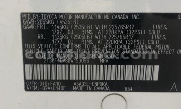 Buy Used Toyota RAV4 White Car in Accra in Greater Accra Buy Used Toyota RAV4 White Car in Accra in Greater Accra