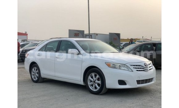 Ra Imported Toyota Camry funfun Ọkọ̀ in Import - Dubai ni Ashanti Ra Imported Toyota Camry funfun Ọkọ̀ in Import - Dubai ni Ashanti