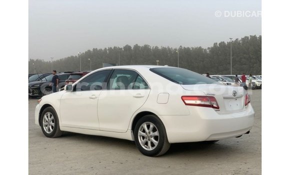 Ra Imported Toyota Camry funfun Ọkọ̀ in Import - Dubai ni Ashanti Ra Imported Toyota Camry funfun Ọkọ̀ in Import - Dubai ni Ashanti