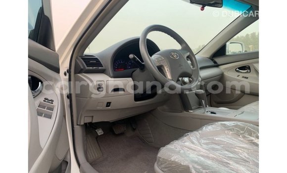 Ra Imported Toyota Camry funfun Ọkọ̀ in Import - Dubai ni Ashanti Ra Imported Toyota Camry funfun Ọkọ̀ in Import - Dubai ni Ashanti