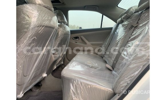 Ra Imported Toyota Camry funfun Ọkọ̀ in Import - Dubai ni Ashanti Ra Imported Toyota Camry funfun Ọkọ̀ in Import - Dubai ni Ashanti