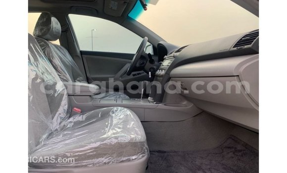 Ra Imported Toyota Camry funfun Ọkọ̀ in Import - Dubai ni Ashanti Ra Imported Toyota Camry funfun Ọkọ̀ in Import - Dubai ni Ashanti