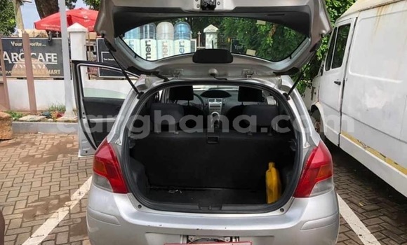 Buy Used Toyota Vitz Silver Car in Accra in Greater Accra Buy Used Toyota Vitz Silver Car in Accra in Greater Accra