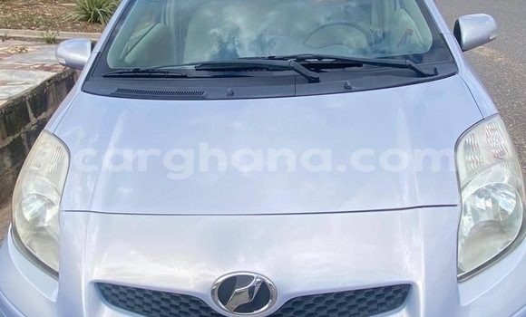 Sayi Na hannu Toyota Vitz Azurfa Mota in Accra a Greater Accra Sayi Na hannu Toyota Vitz Azurfa Mota in Accra a Greater Accra