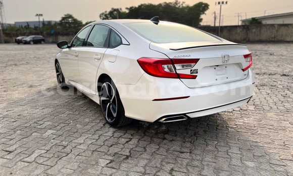 Buy Used Honda Accord White Car in Accra in Greater Accra Buy Used Honda Accord White Car in Accra in Greater Accra
