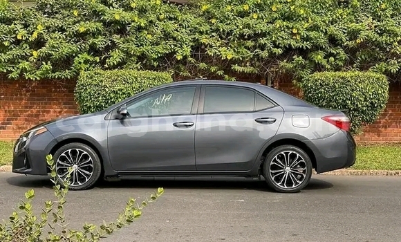 Ra Àlòkù Toyota Corolla Miiran Ọkọ̀ in Accra ni Greater Accra Ra Àlòkù Toyota Corolla Miiran Ọkọ̀ in Accra ni Greater Accra