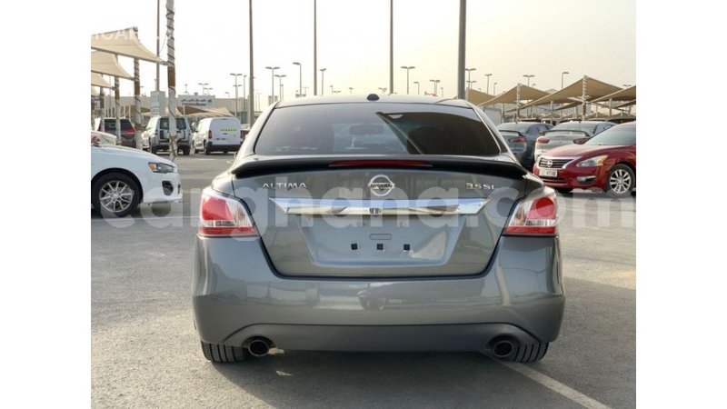 Big with watermark nissan altima ashanti import dubai 44900