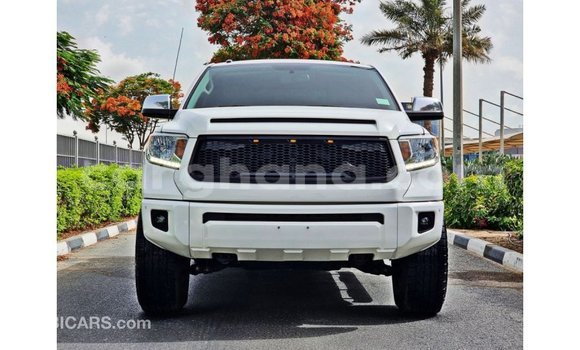 Sayi Imported Toyota Tundra White Mota in Import - Dubai a Ashanti Sayi Imported Toyota Tundra White Mota in Import - Dubai a Ashanti