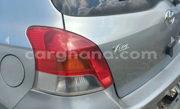 Sayi Na hannu Toyota Vitz Azurfa Mota in Accra a Greater Accra Sayi Na hannu Toyota Vitz Azurfa Mota in Accra a Greater Accra