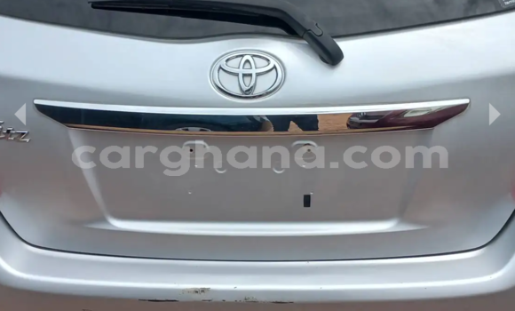 Sayi Na hannu Toyota Vitz Azurfa Mota in Accra a Greater Accra Sayi Na hannu Toyota Vitz Azurfa Mota in Accra a Greater Accra