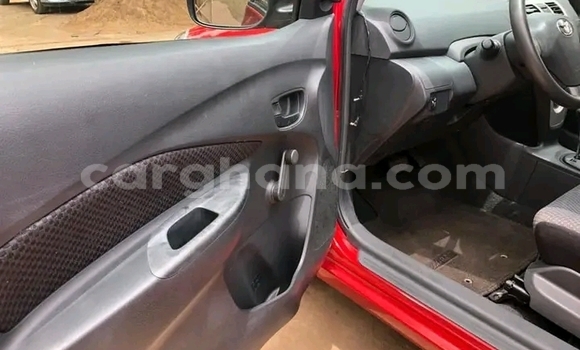 Ra Àlòkù Toyota Yaris Red Ọkọ̀ in Accra ni Greater Accra Ra Àlòkù Toyota Yaris Red Ọkọ̀ in Accra ni Greater Accra