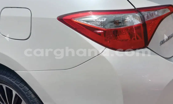 Buy Used Toyota Corolla White Car in Accra in Greater Accra Buy Used Toyota Corolla White Car in Accra in Greater Accra