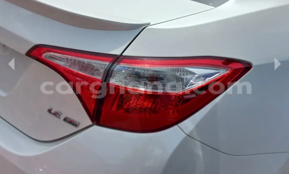 Buy Used Toyota Corolla White Car in Accra in Greater Accra Buy Used Toyota Corolla White Car in Accra in Greater Accra